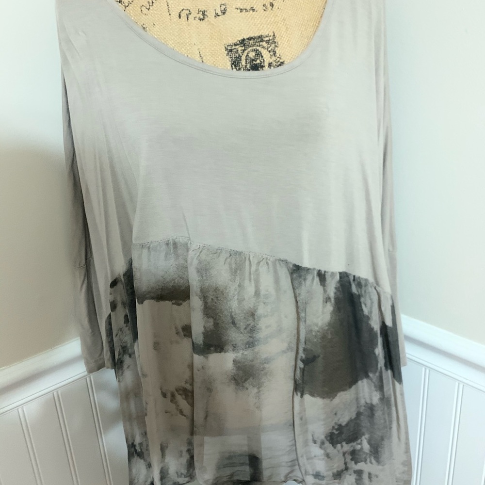 Tempo Paris tunic NWOT